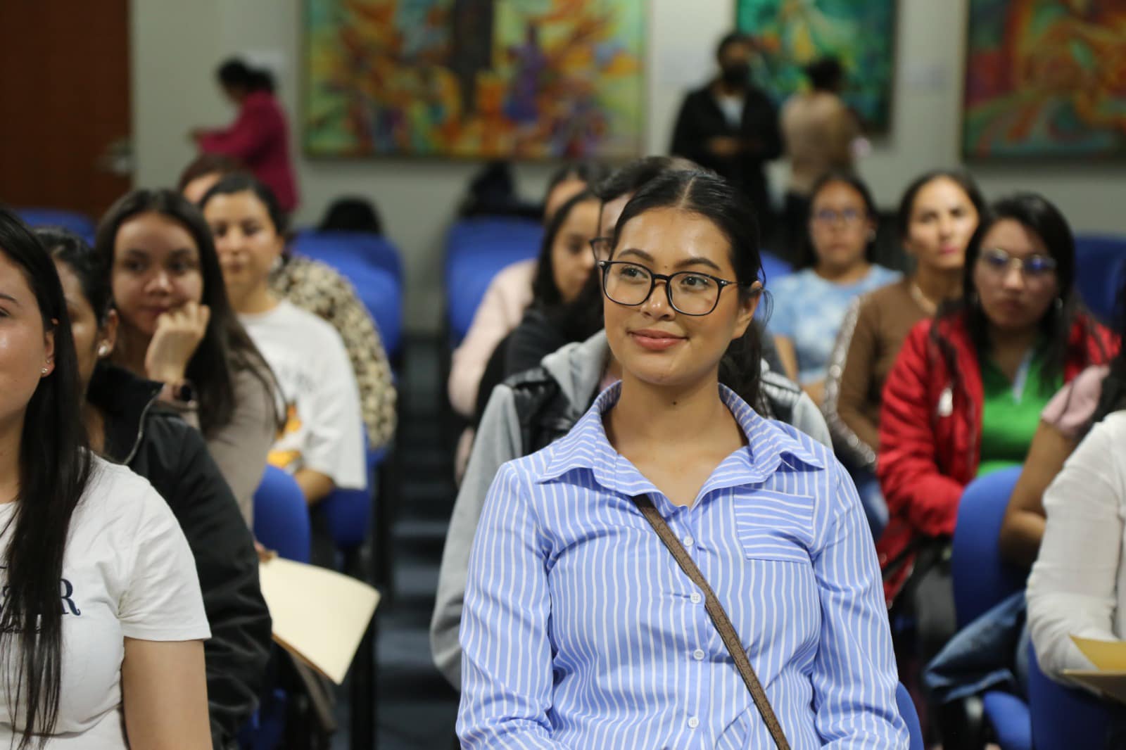 La autoridad estatal trabaja para que los jóvenes con los mejores perfiles sean los que finalmente completen su proceso y obtengan su plaza docente, para ejercer su vocación en las aulas a favor de miles de niñas, niños y jóvenes.