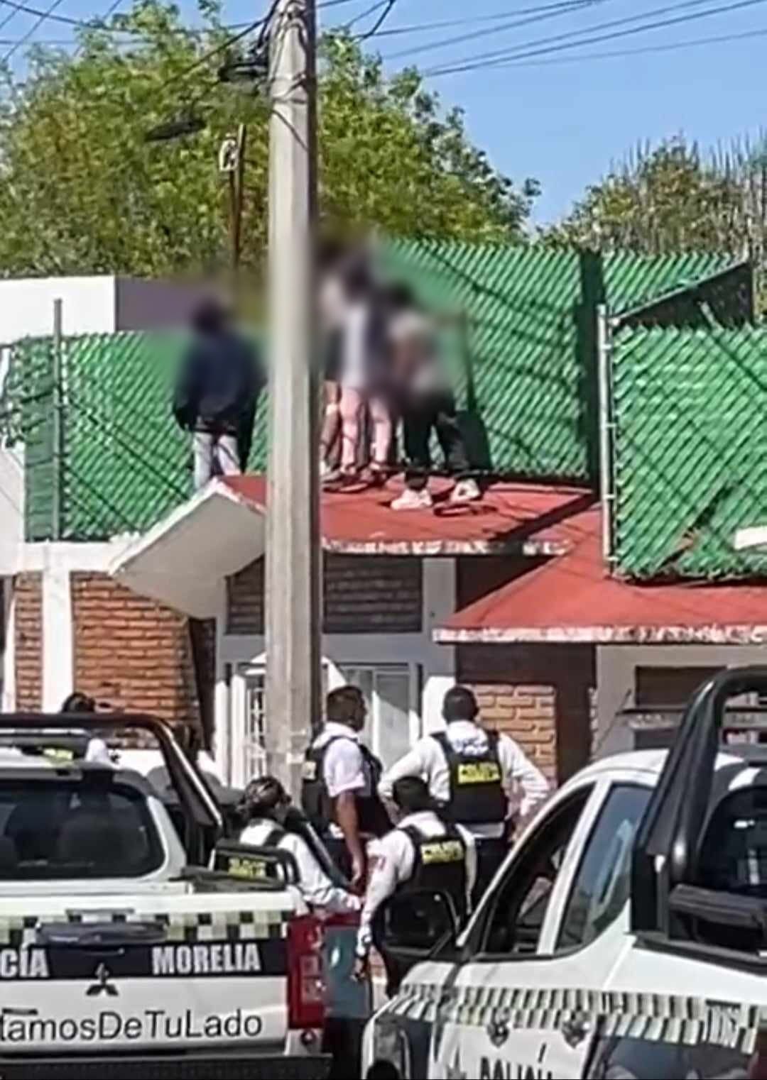 Apenas el mes anterior más de 20 niñas también se salieron del lugar y hubo un fuerte operativo policial para hallarlas.