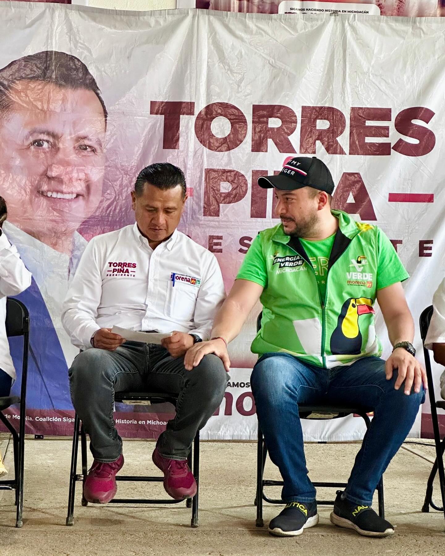 Juan Carlos Velasco Procell nuevo director del Cecytem. A pesar de perder Morelia, se pagan las facturas a Torres Piña y a Fausto Vallejo, sin capacidad y muchas influencias.